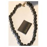 W - JOAN RIVERS CLASSICS COLLECTION NECKLACE (J40)