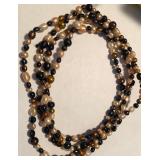 W - PEARL NECKLACE W/ BROCADE BAG (J106)