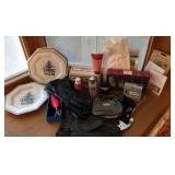 W - CHRISTMAS PLATES & MORE (A424)