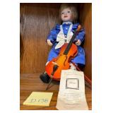 W - HAMILTON COLLECTION OLIVIA DOLL W/ COA (D138)