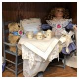 W - LENOX FAMILY TEA PARTY COLLECTOR DOLL(D149)