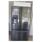 W - SAMSUNG STAINLESS REFRIGERATOR/FREEZER