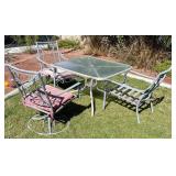 W - PATIO TABLE W/ 3 CHAIRS (Y11)