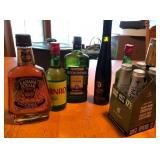 W - MIXED LOT OF BOTTLES (A139)