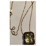 W - STERLING SILVER PENDANT NECKLACE (J69)