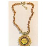 W - COSTUME JEWELRY PENDANT NECKLACE (J?2)