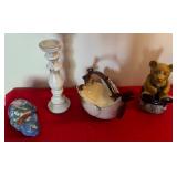 E - COLLECTIBLE FIGURINES, CANDLESTICK (L100)