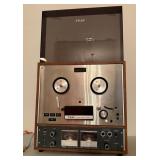 E - TEAC REEL-TO-REEL TAPE RECORDER (L22)