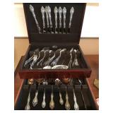 J - 1881 ROGERS ONEIDA LTD FLATWARE W/ BOX