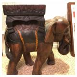 J - VTG CARVED WOOD ELEPHANT SIDE TABLE / STAND