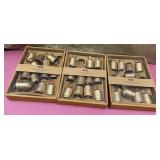 43 - SET OF VINTAGE-STYLE JINGLE BELLS