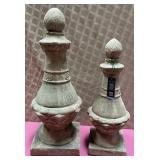 43 - PAIR OF DECORATIVE STONE GARDEN FINIALS