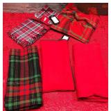 43 - PLAID HOLIDAY TABLE LINEN MIXED SET