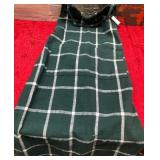 43 - GREEN PLAID APRON HOLIDAY KITCHEN