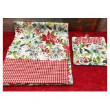 43 - FESTIVE FLORAL KITCHEN TOWEL SET