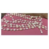 43 - PEARLESCENT BEADED CHRISTMAS GARLAND