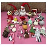 43 - ADORABLE FELT HOLIDAY ORNAMENT COLLECTION