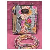 7 - COCO+CARMEN FLORAL PRINT CROSSBODY BAG (C143)