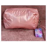 8 - THE COSMETIC BAG BY CALLE (A95)