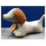 43 - NEW DOG DOORSTOPPER (E82)