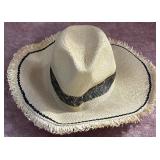8 - SHIRALEAH STRAW SUN HAT (A120)