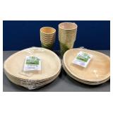 43 - DISPOSABLE PALM LEAF PLATES & CUPS (E118)