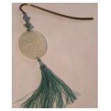 R - DECORATIVE CARVED STONE & SILK TASSEL (J19)
