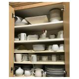 R - MIXED LOT OF DISHWARE (K12)