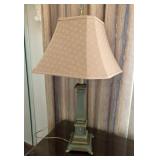 R - TABLE LAMP WITH SHADE (K101)