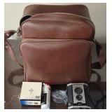 R - VTG BROWNIE REFLEX (KODAK) CAMERE & CASE