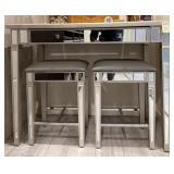 D - MIRRORED CONSOLE TABLE WITH TWO STOOLS (A17)
