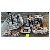 D - MIXED QUILTED TOTES / BAGS / POUCHES (B46)