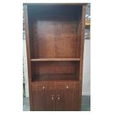 442 - CHINA HUTCH / SIDEBOARD (A52)