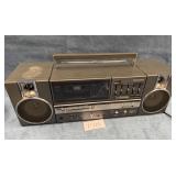 442 - PANASONIC PORTABLE STEREO (F115)
