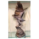 441 - EAGLE SCULPTURE 33"T (B11)