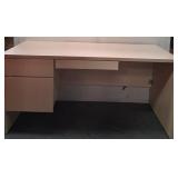 442 - SINGLE PEDESTAL HOME OFFICE DESK (A52)