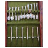 U - STERLING SILVER FLATWARE SET 1,068 GRAMS