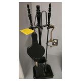 F - VINTAGE FIREPLACE TOOLS SET (K12)