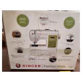 F - SINGER FASHION MATE PORTABLE SEWING MACHINE