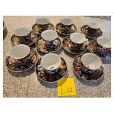 F - ROYAL CROWN DERBY OLD IMARI TEACUPS & SAUCERS