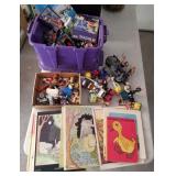 F - MIXED LOT OF VINTAGE TOYS (G33)