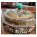 F - VINTAGE TRINKET BOX (K48)