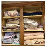 M - MIXED BED & BATH LINENS (C42)