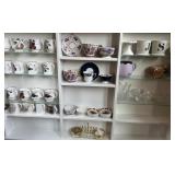 M - COLLECTION OF TEACUPS / MUGS (L29)