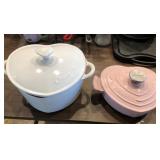M - TWO HEART-SHAPED DUTCH OVENS (K30)