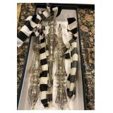 M - LOT OF COLLECTIBLE TREE ORNAMENTS (K78)