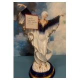 11 - SORELLE ART DECO FIGURINE (M61)
