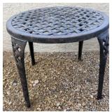 15 - ROUND METAL DRINK TABLE / PLANT STAND 20"DIA