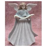 N - LLADRO ANGEL FIGURINE (B68)