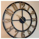 11 - DECORATIVE WALL CLOCK 35'DIA